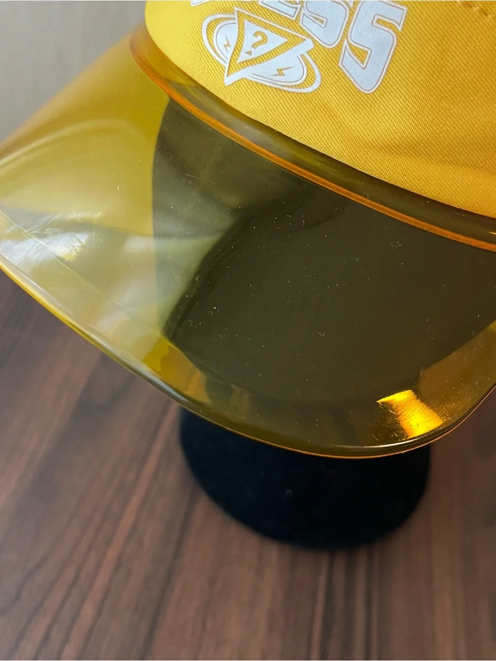 Vintage Guess Visor‎